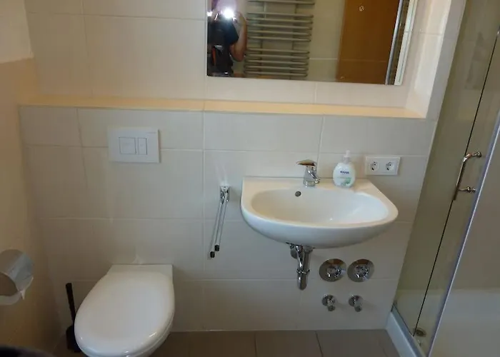 Monteurwohnung 2 5 Betten, Kueche, Bad, Waschmaschine Daire *
